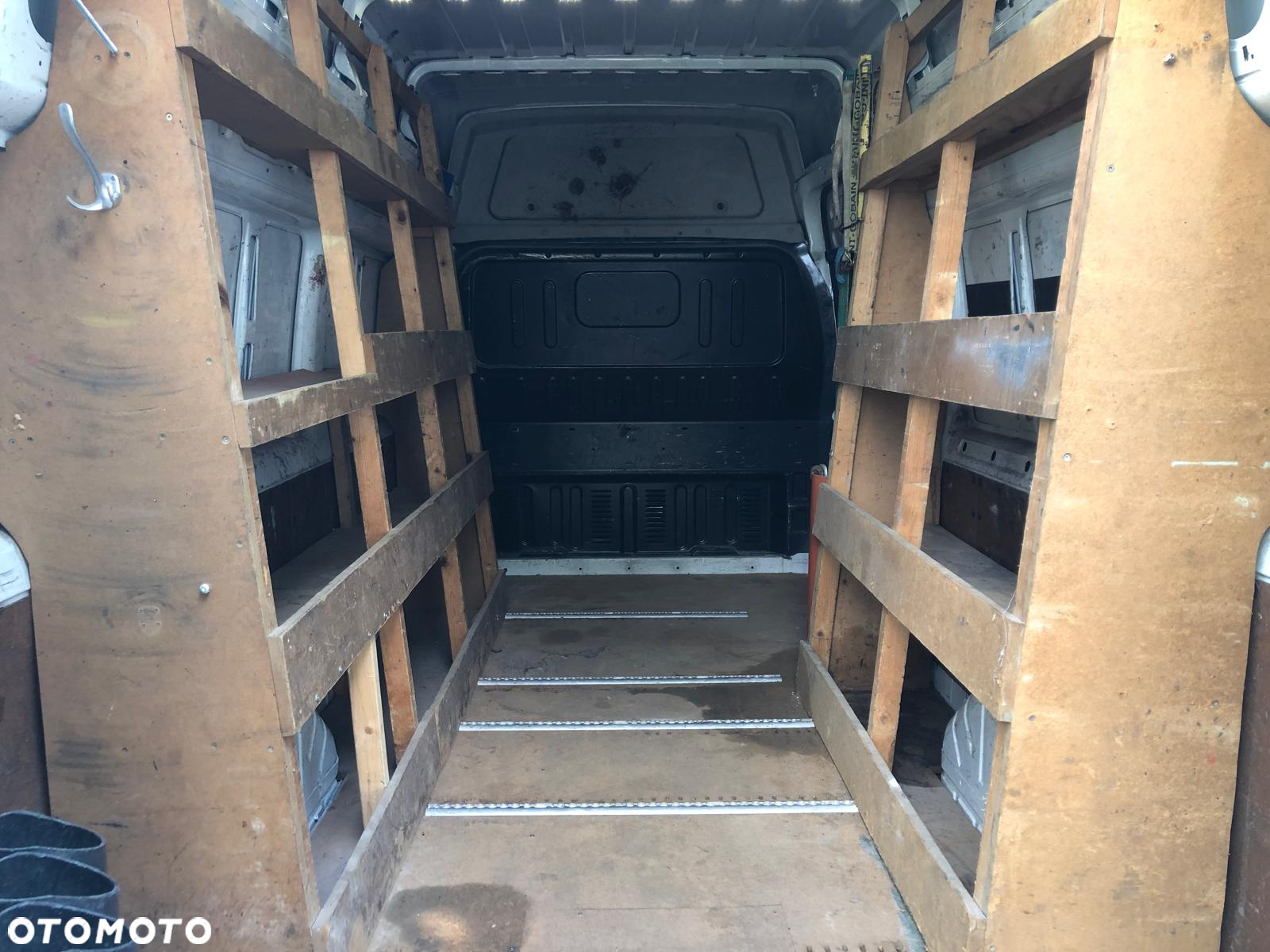 Ford Transit - 8