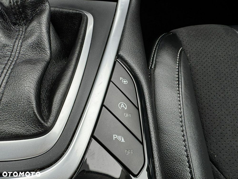 Ford S-Max 2.0 TDCi Titanium PowerShift - 25