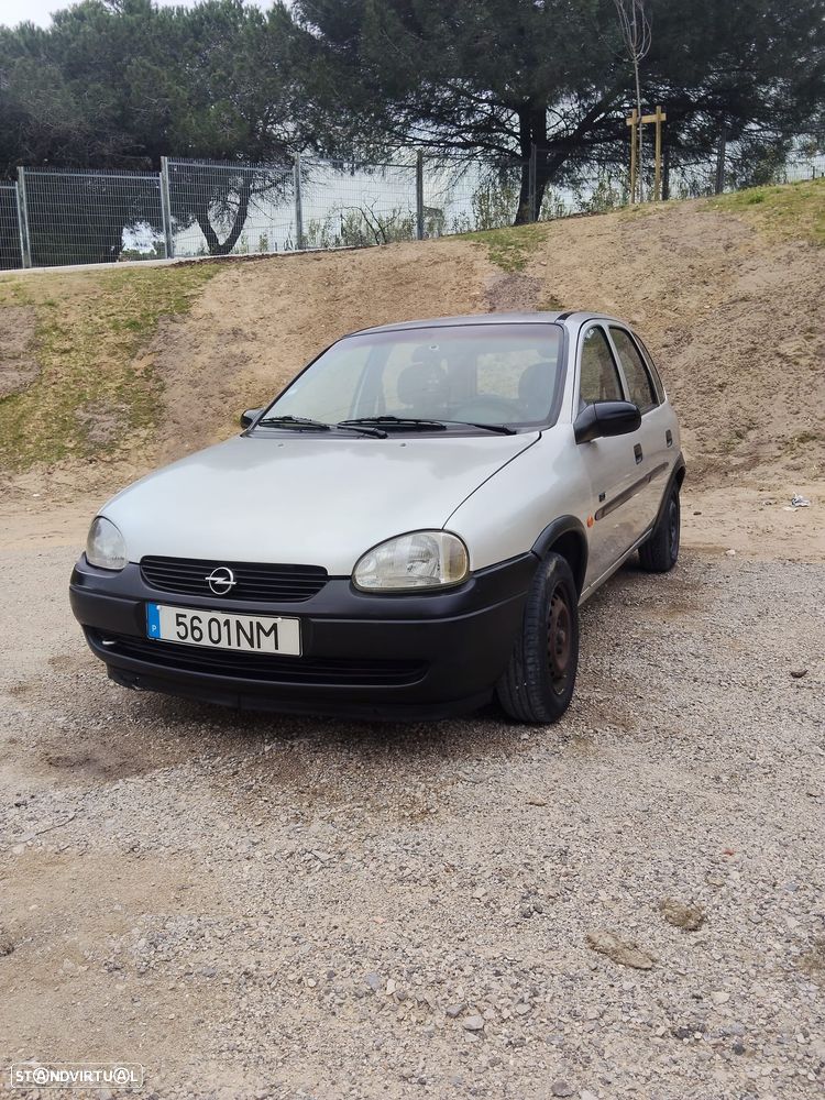 Opel Corsa 1.5 TD - 1