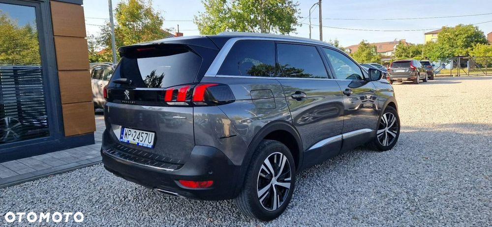 Peugeot 5008 - 10