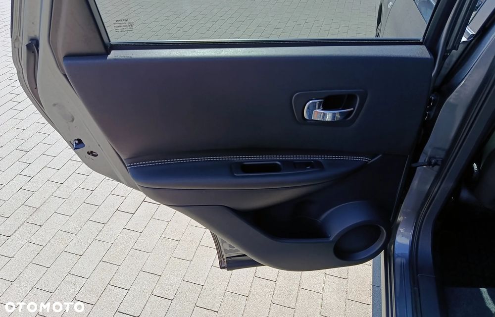 Nissan Qashqai 1.6 DCi Tekna - 32