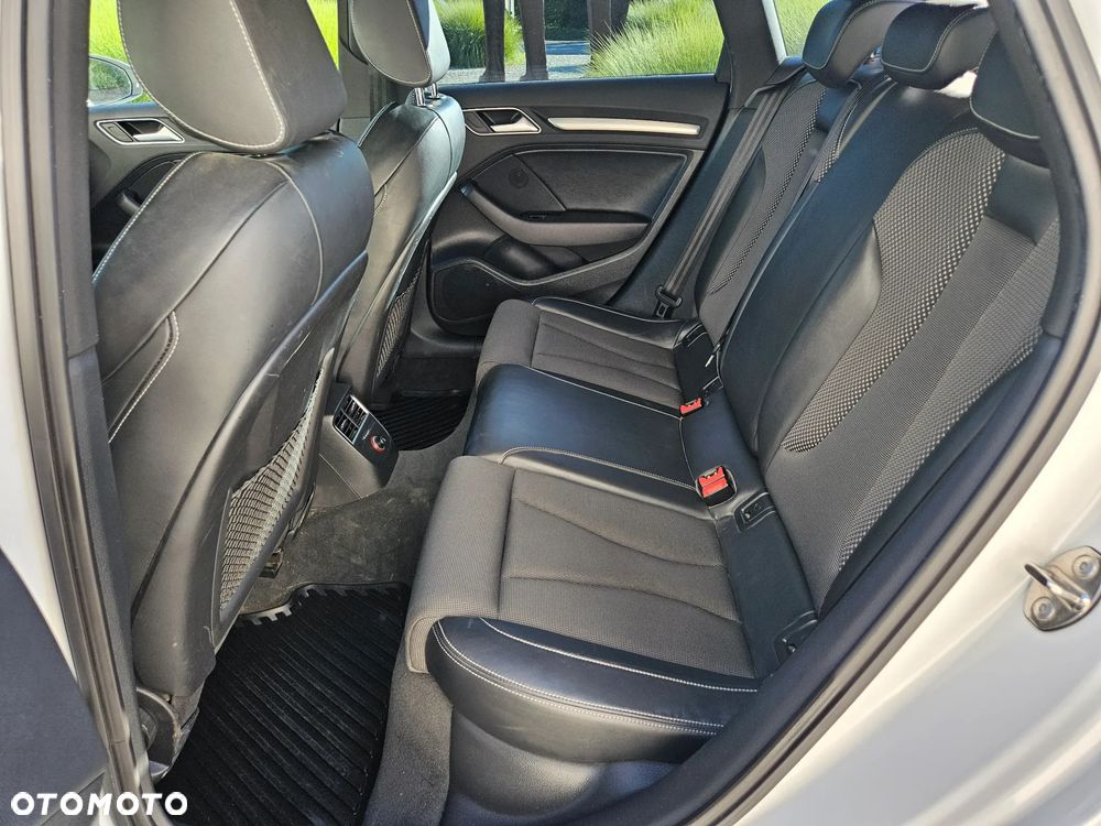 Audi A3 Sportback 1.8 TFSI Ambiente S tronic - 15
