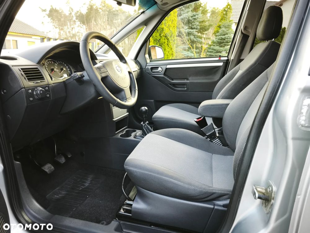Opel Meriva 1.6 16V Cosmo - 13