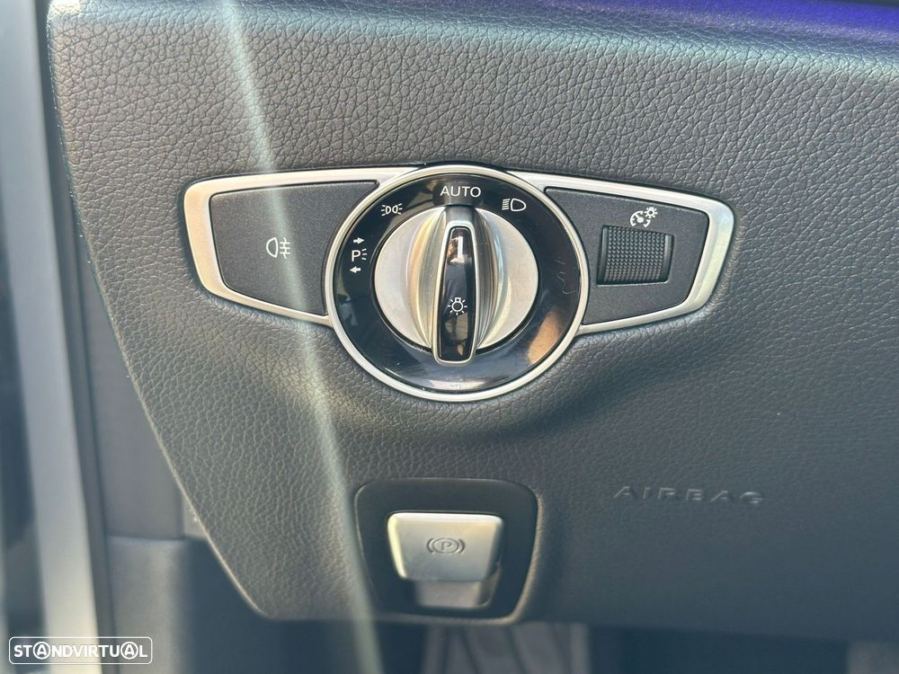 Mercedes-Benz E 220 d Avantgarde - 28