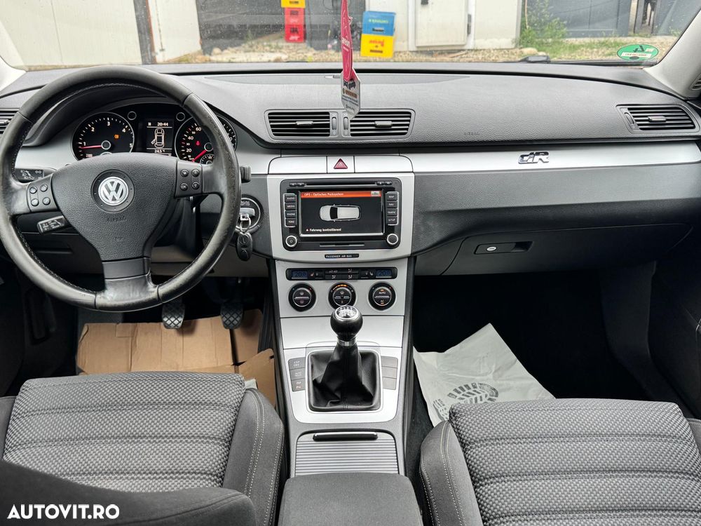 Volkswagen Passat 2.0 TDI Sportline DPF - 9