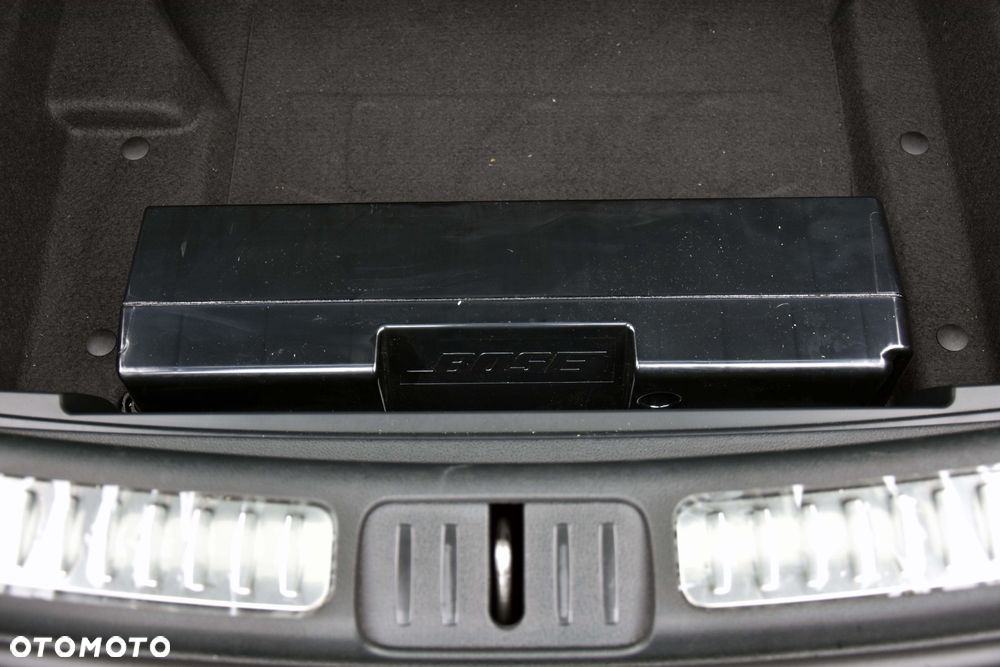 Porsche Macan T - 38