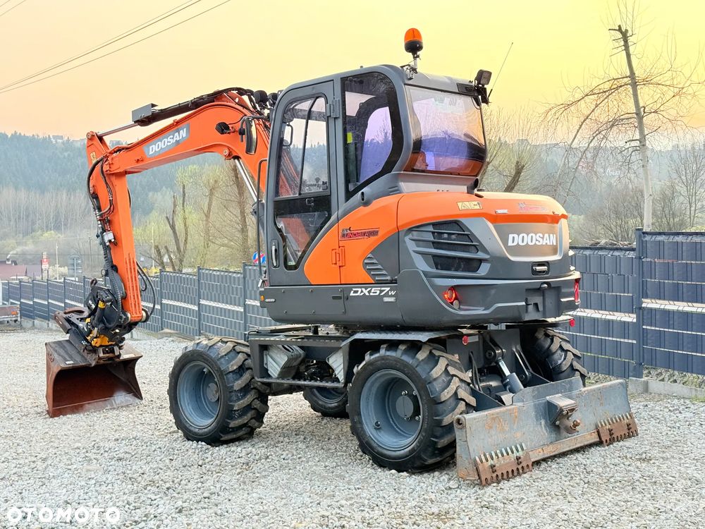 Doosan DOOSAN DX57W *ROTOTILT* 2200 Motogodzin * Jak Nowa * Sprowadzona * Stan Perfekcyjny - 10