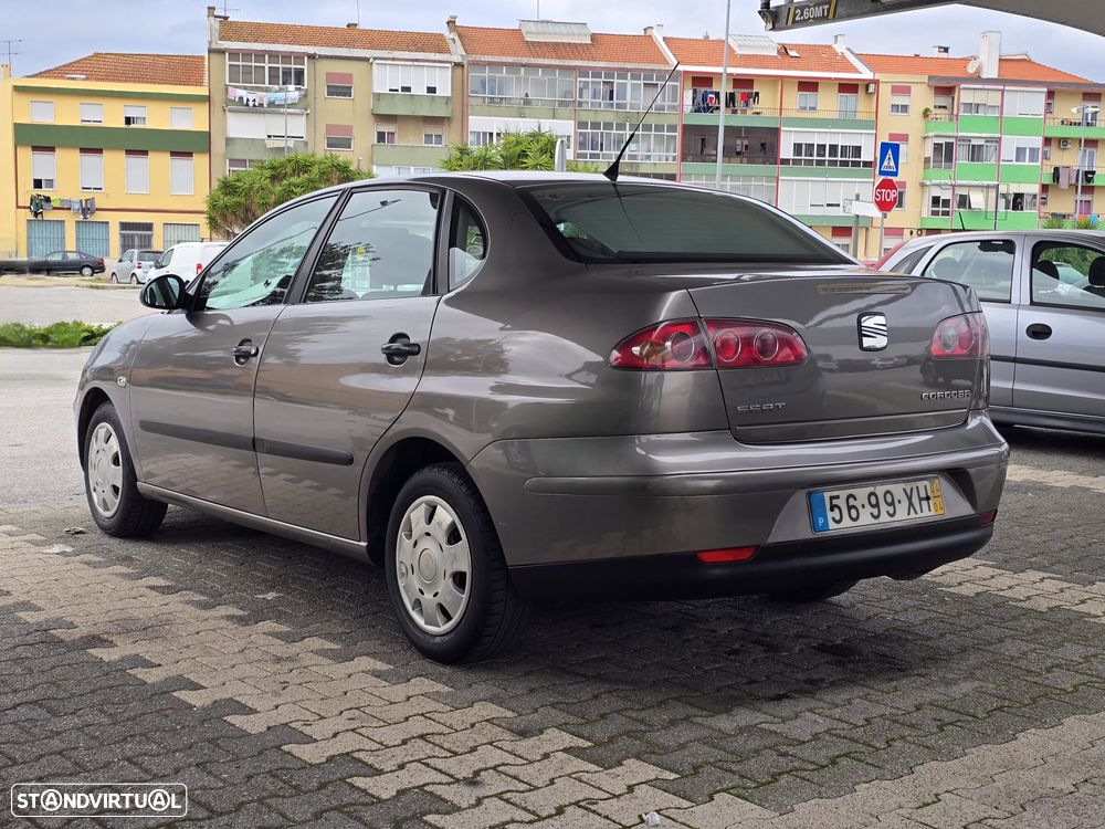 SEAT Cordoba 1.2 Reference - 4