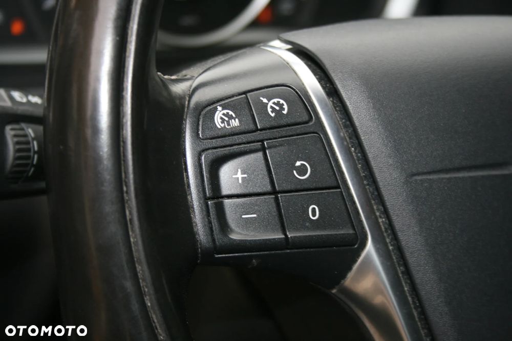 Volvo V60 D3 Drive-E Dynamic Edition (Momentum) - 27