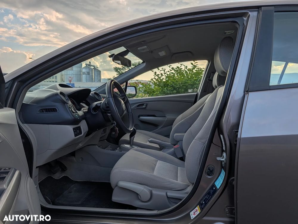 Honda Insight 1.3 - 15