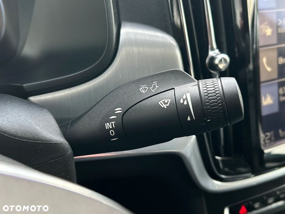 Volvo S90 D3 Momentum - 17