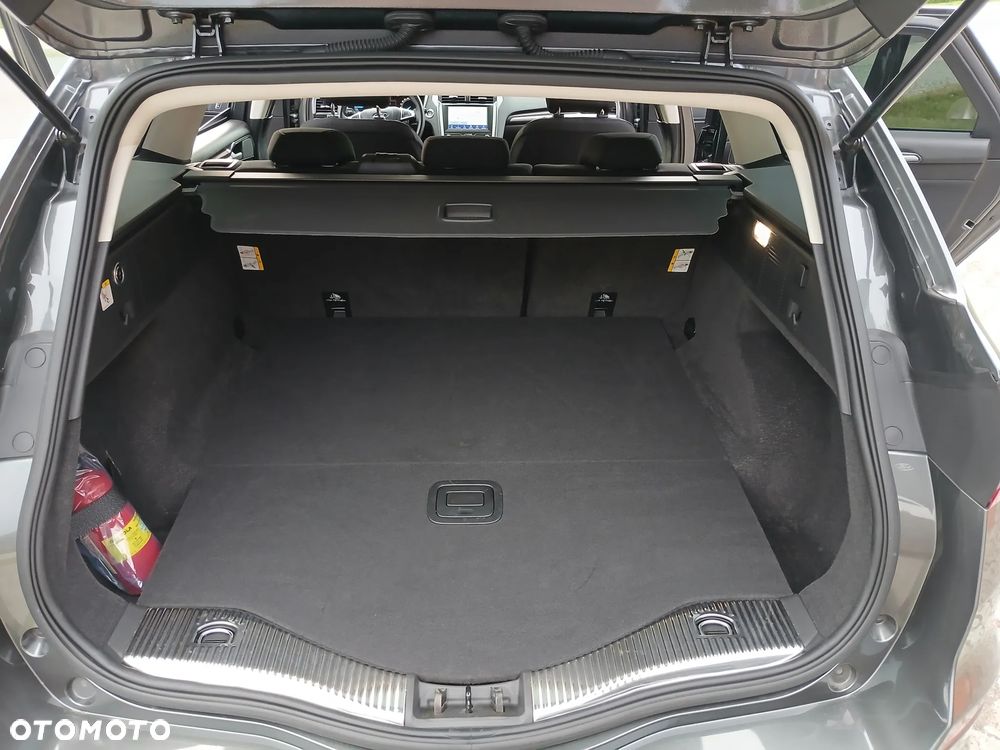 Ford Mondeo - 31