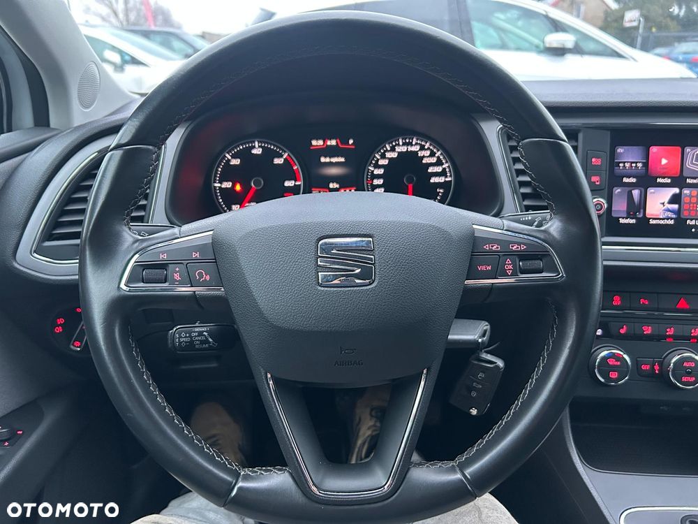 Seat Leon 2.0 TDI DPF Start&Stop DSG XCELLENCE - 25