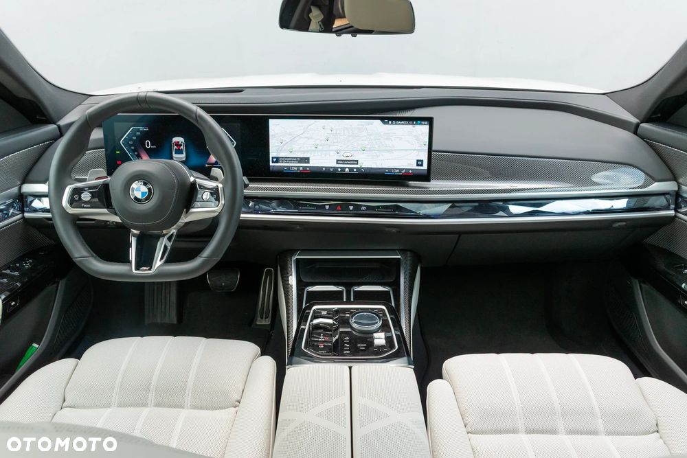 BMW Seria 7 - 15