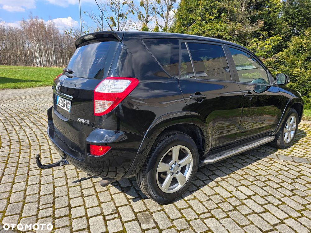 Toyota RAV4 2.2 D-4D 4x4 Automatik Travel - 9