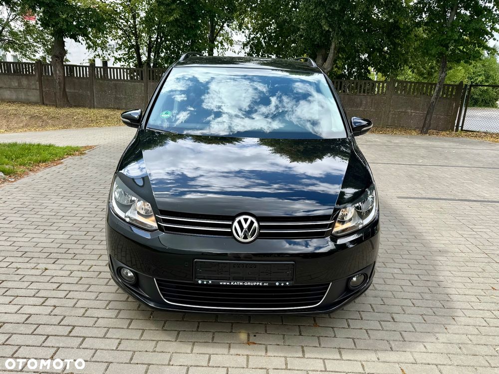 Volkswagen Touran - 11