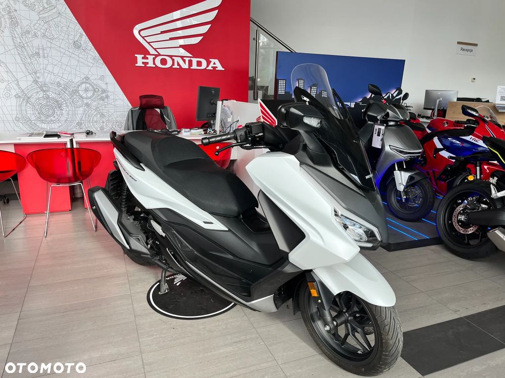 Honda NSS - 1