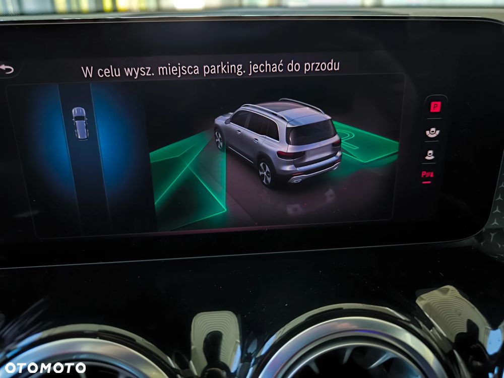 Mercedes-Benz GLB 200 AMG Line 7G-DCT - 25