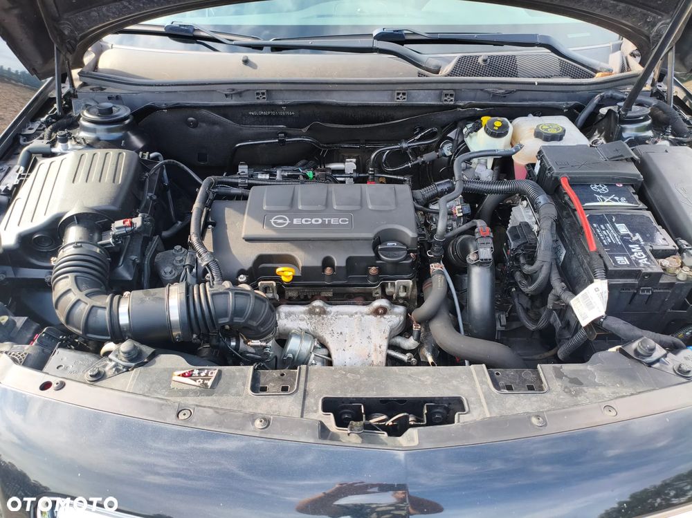 Opel Insignia 1.4 Turbo ecoFLEX Start/Stop Sport - 9