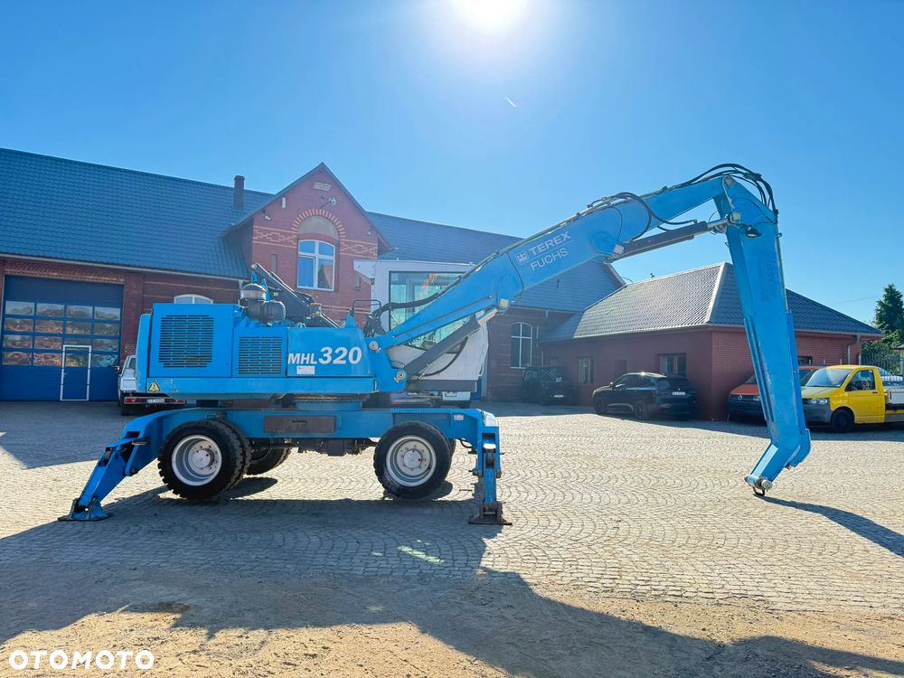 Fuchs MHL 320, 8592mth - 4