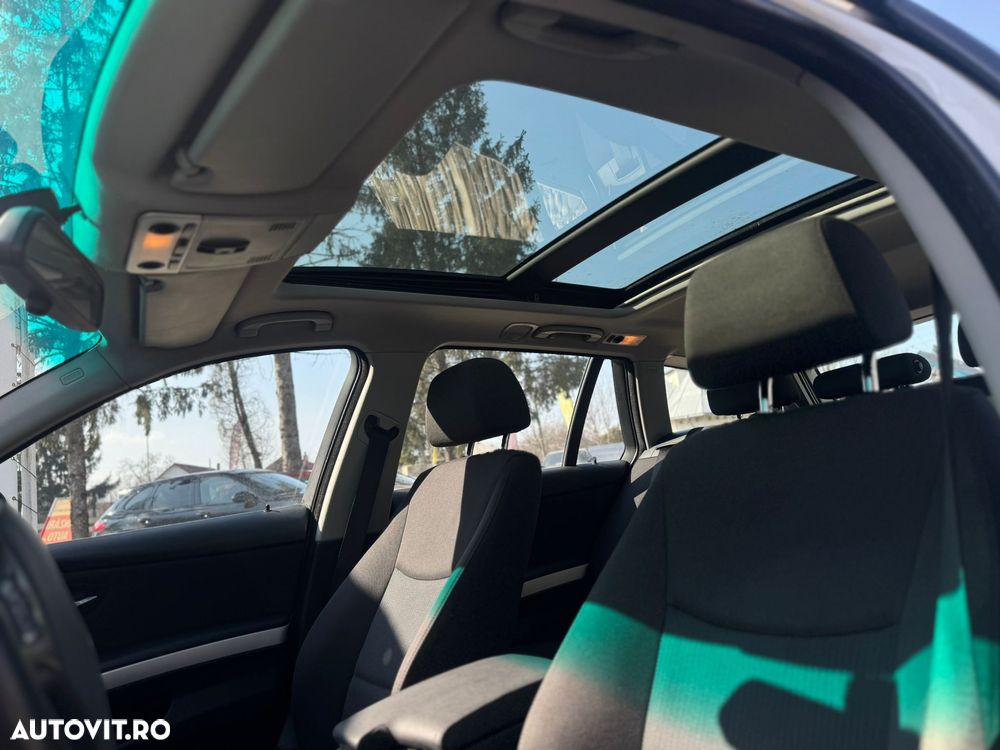 BMW Seria 3 318i - 38