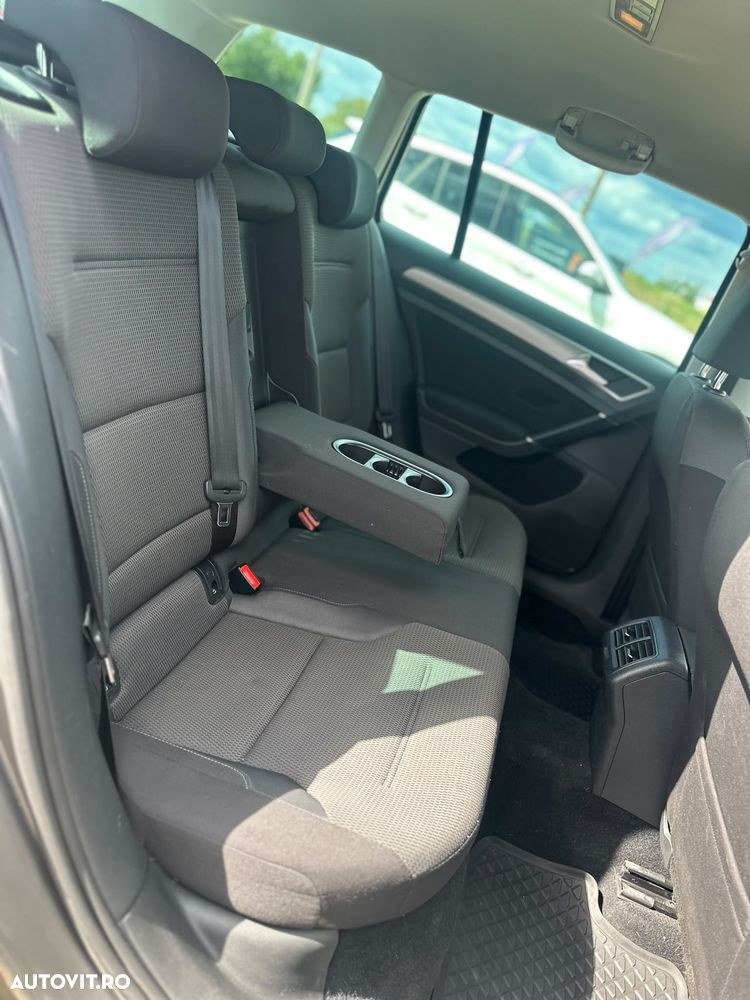 Volkswagen Golf 1.2 TSI DSG Comfortline - 31