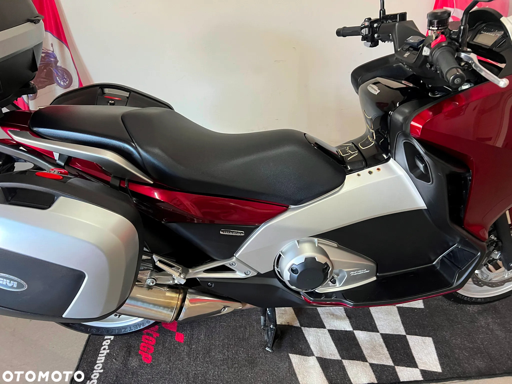 Honda NC - 8