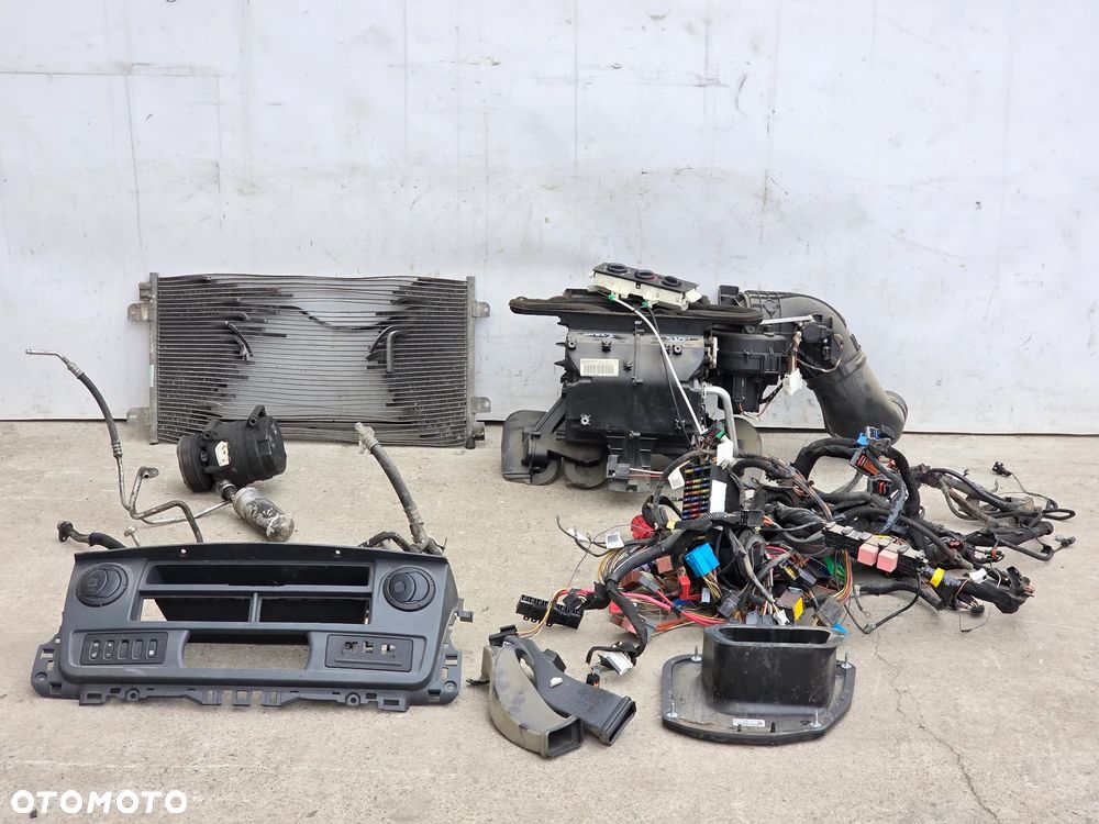 MOVANO MASTER II 2 03-10 2.5 DCI KLIMATYZACJA KLIMA KOMPLET 1L - 2