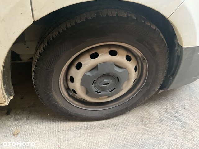 Renault Trafic - 22