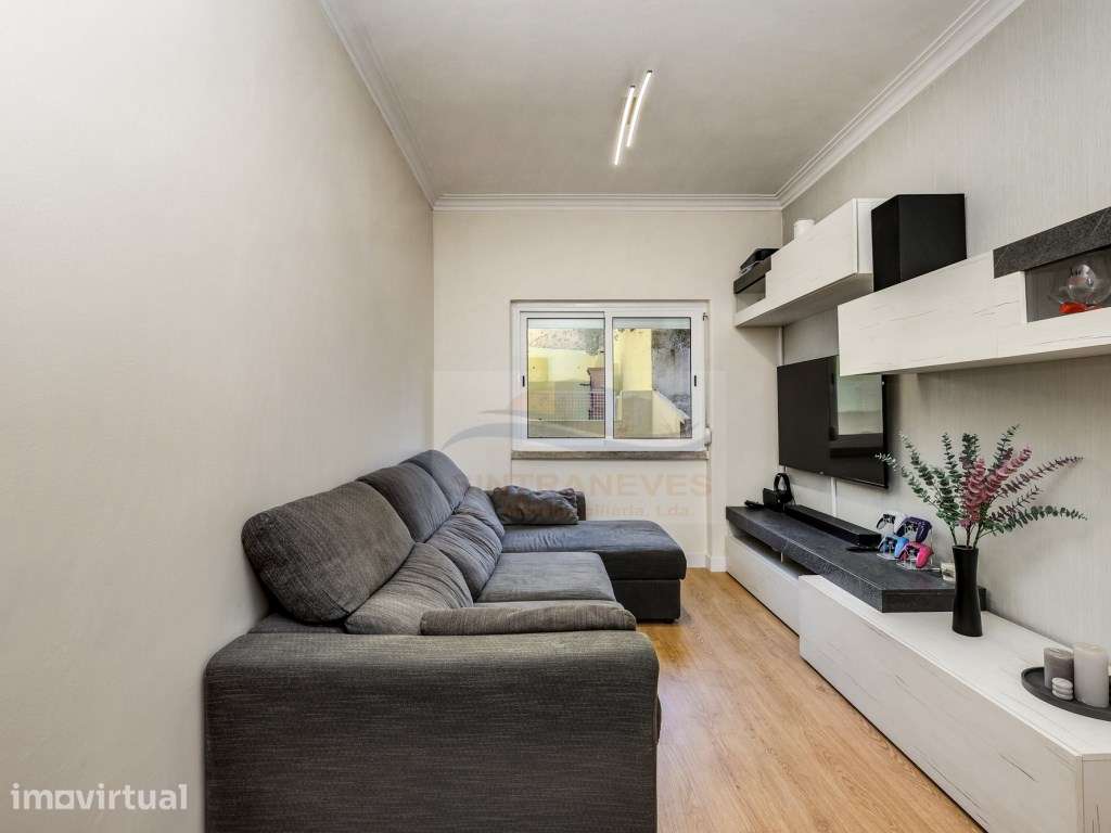 Magnífico T2 com terraço, totalmente remodelado na Amadora - Grande imagem: 4/22