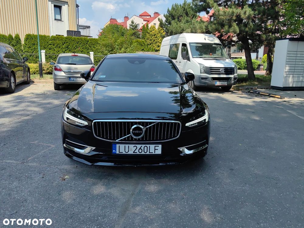Volvo S90 T8 AWD Plug-In Hybrid Momentum Pro - 1