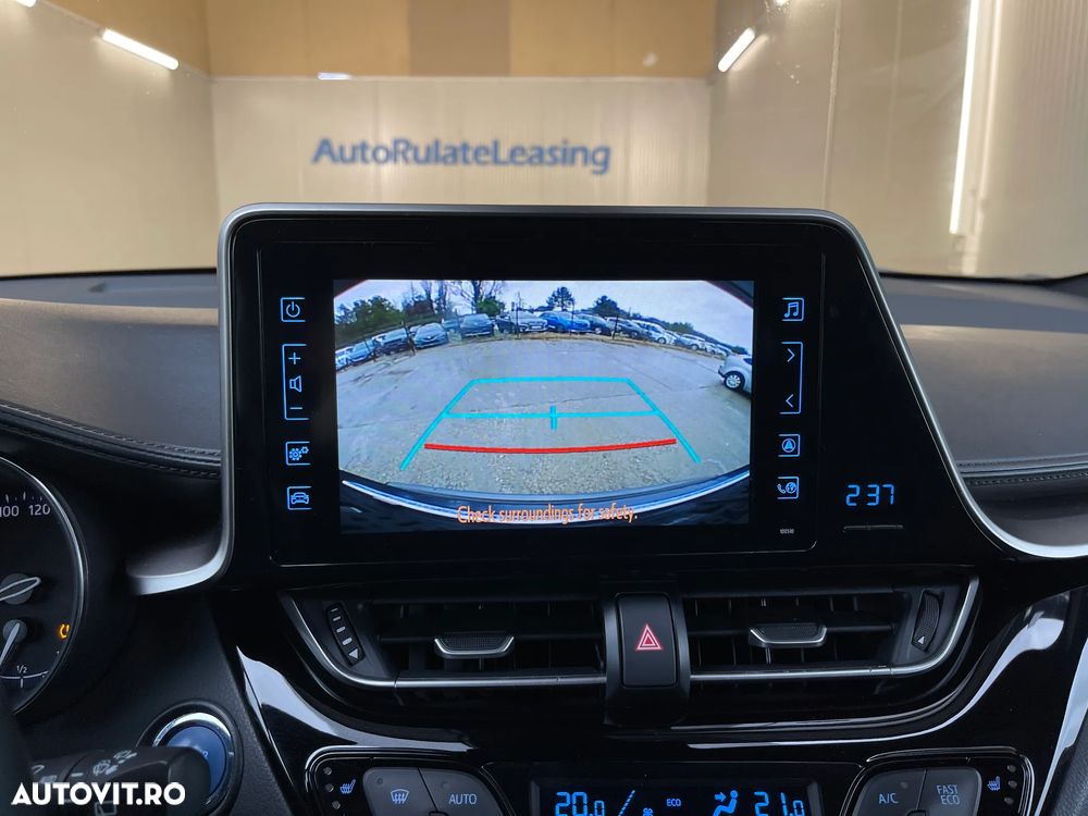 Toyota C-HR 1.8 HSD 4x2 CVT C-enter - 12