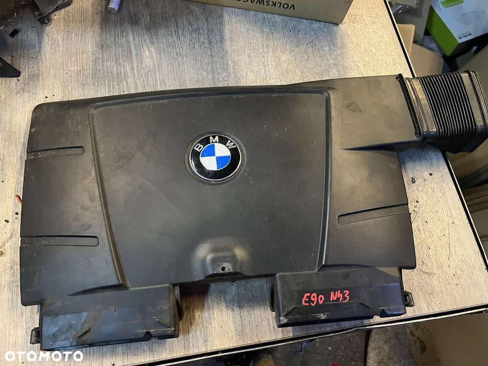 Osłona pokrywa wlot na pas Bmw e90 e91 e92 e93 n43 - 1