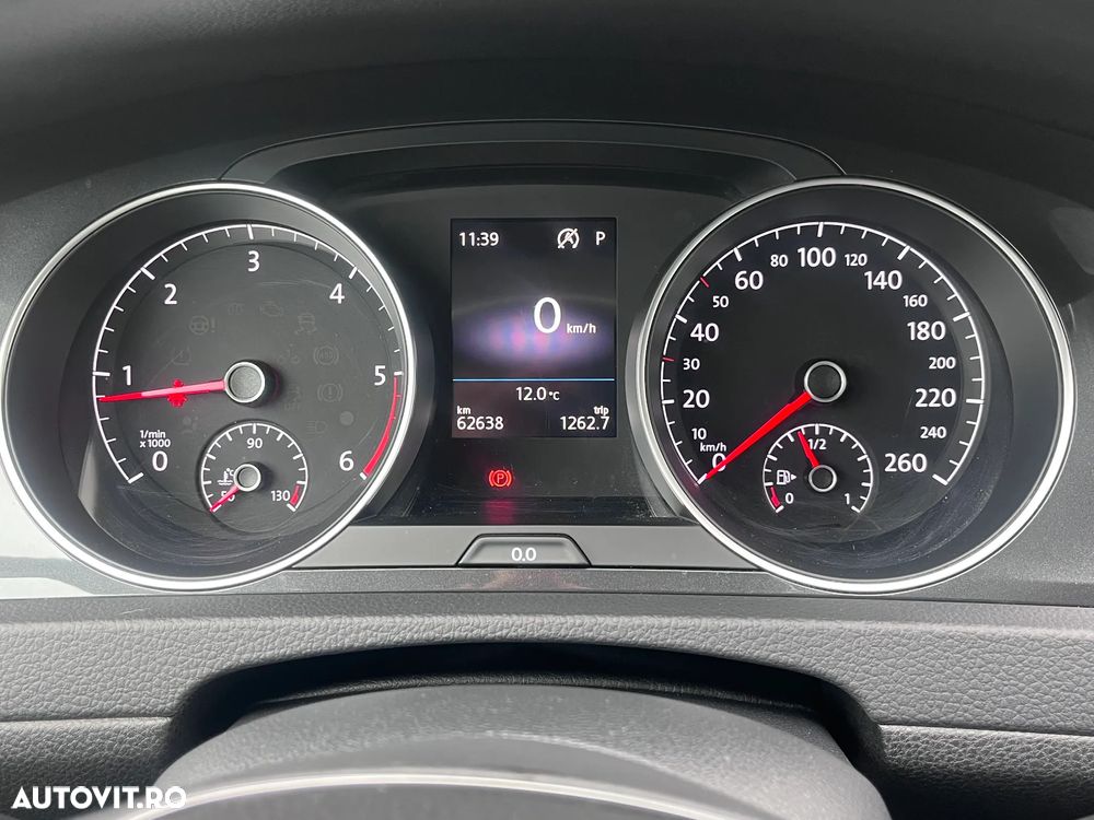 Volkswagen Golf 1.6 TDI DSG Comfortline - 11