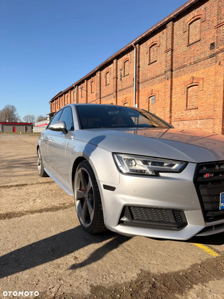 Audi S4 Limousine - 19
