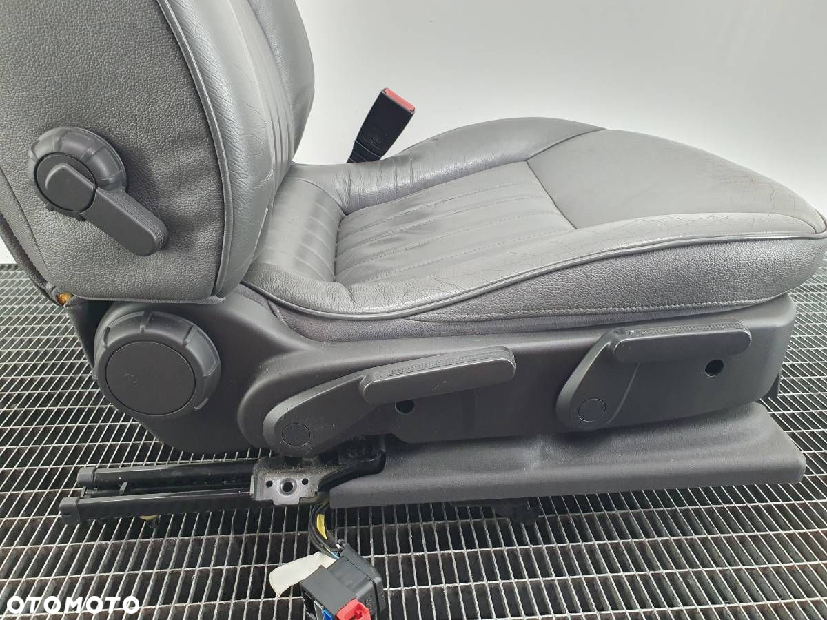 FOTEL PRAWY PRZÓD SKÓRA PASAŻERA EUROPA FIAT CROMA PODUSZKA AIRBAG - 6