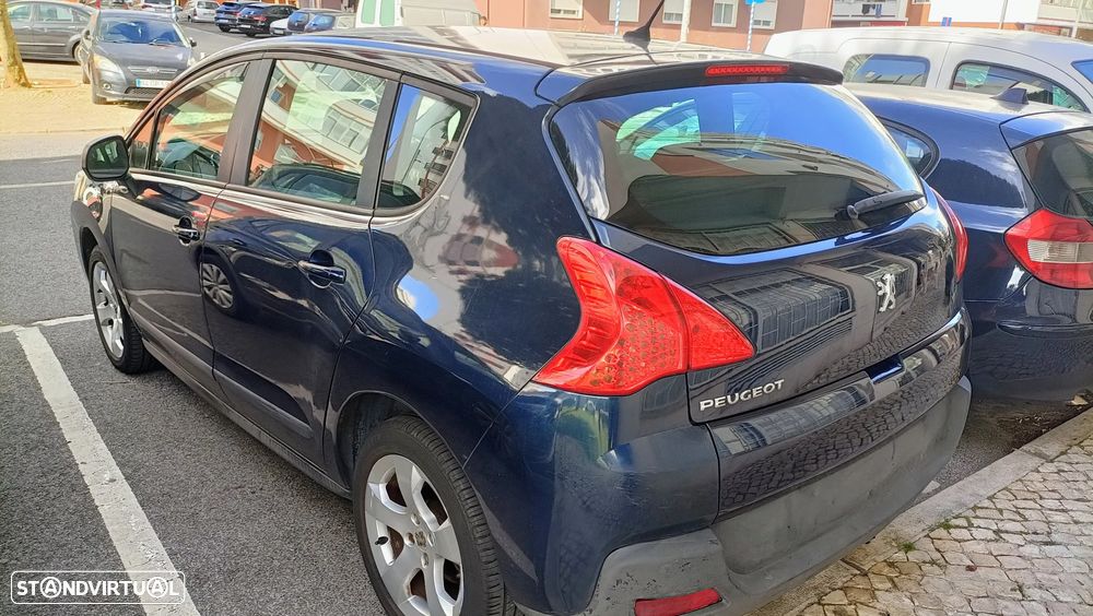 Peugeot 3008 1.6 HDi Premium - 5