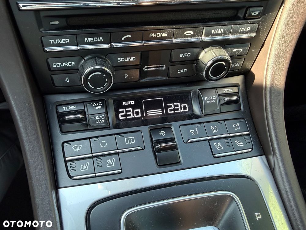 Porsche 911 Carrera 4S PDK - 13