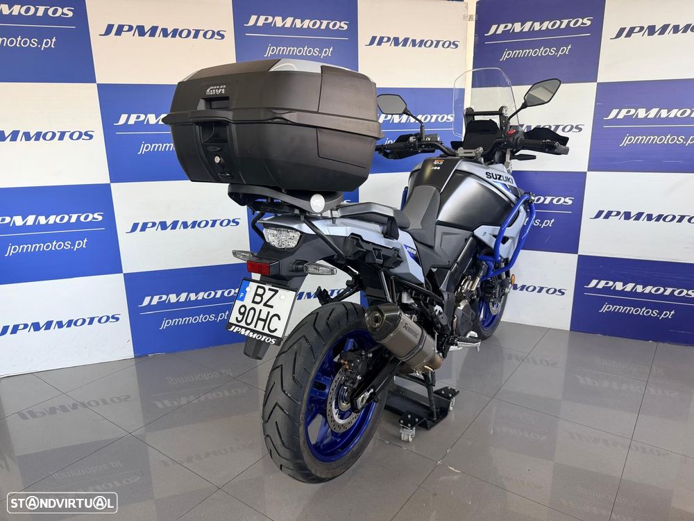 Suzuki DL 1050RR - 3
