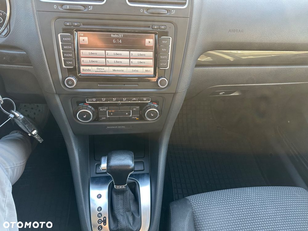 Volkswagen Golf 1.6 Trendline DSG - 14