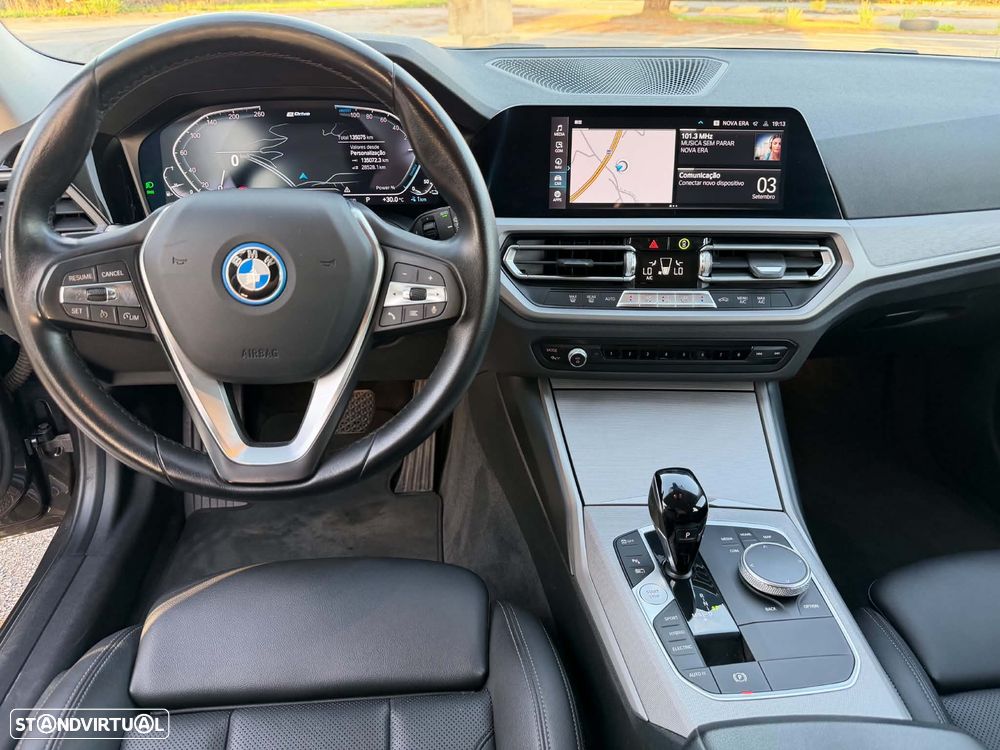 BMW 320 e Aut. M Sport - 9