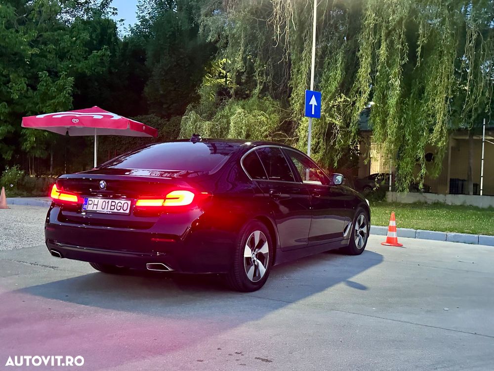 BMW Seria 5 520d Aut. - 10