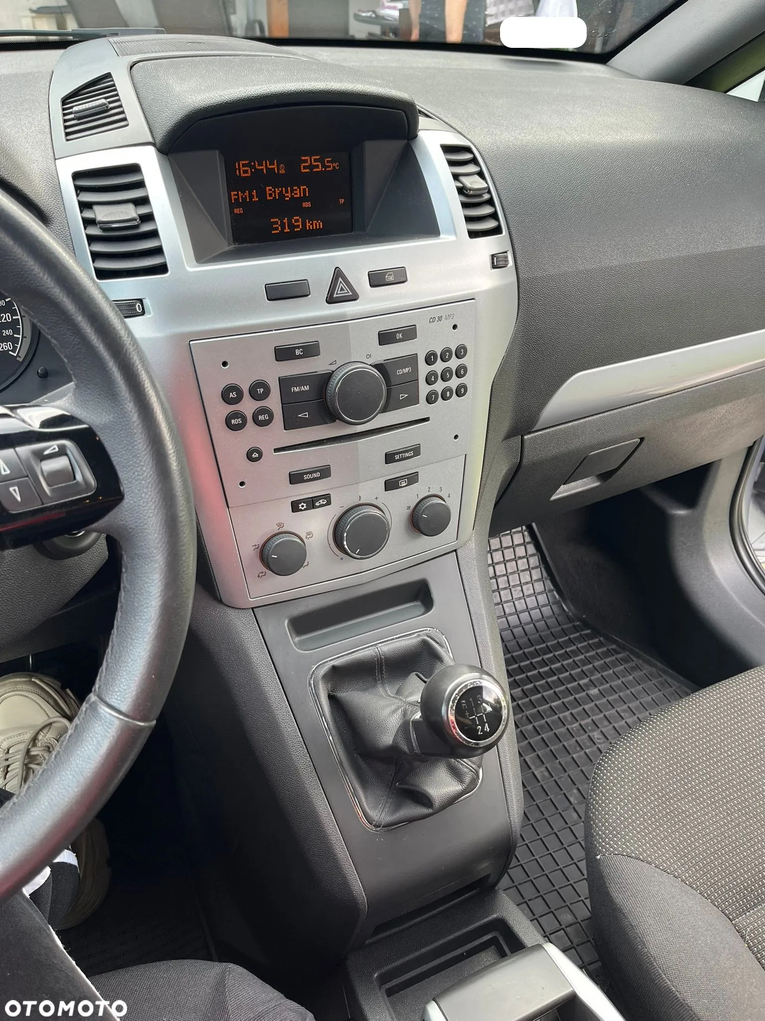 Opel Zafira 1.6 Cosmo - 9