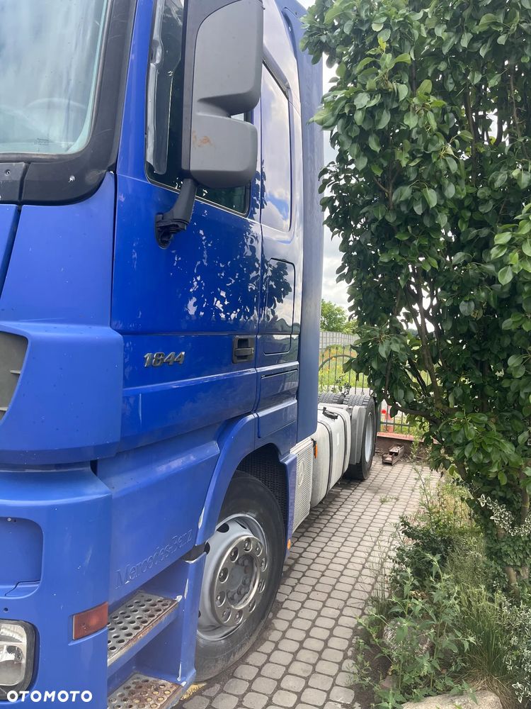 Mercedes-Benz Actros 1844 LS - 3