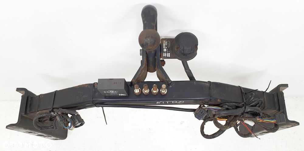 KOMPLETNY HAK HOLOWNICZY DODGE NITRO 2000-0556 - 2