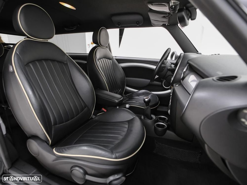 MINI Clubman John Cooper Works - 9