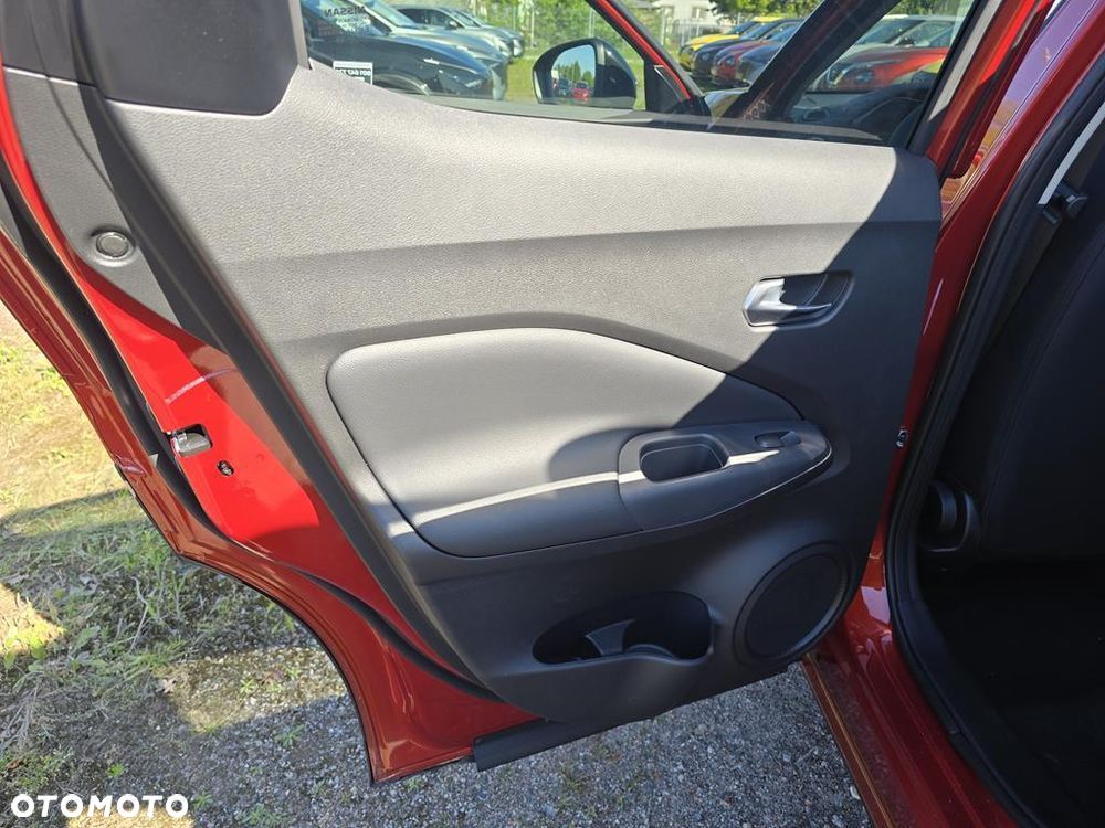 Nissan Juke 1.0 DIG-T Acenta DCT - 8