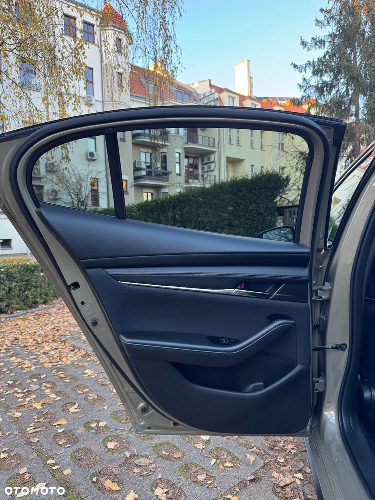 Mazda 3 2.0 mHEV Exclusive Line - 17