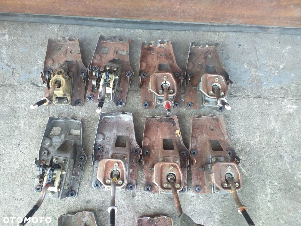 TOYOTA CELICA V 5 wybierak lewarek zmiany biegów - 2