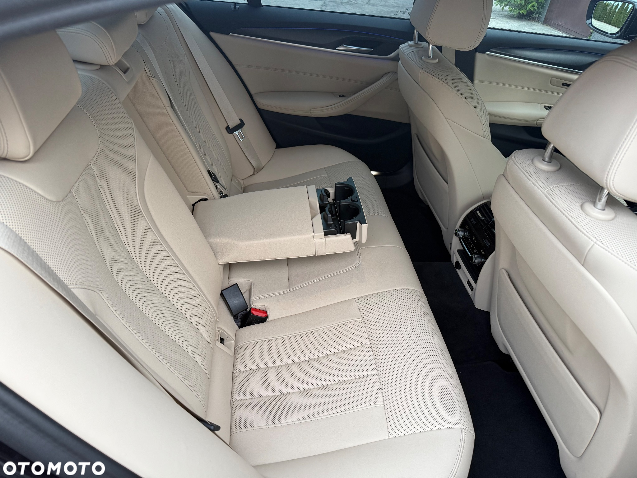 BMW Seria 5 - 24